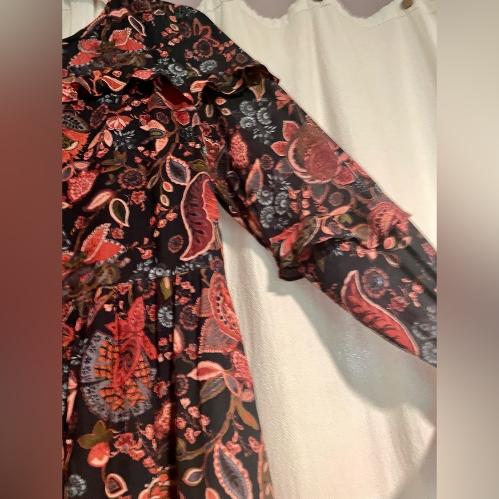 Loft Hydrangea Bouquet Mini Dress- Size 12 - Picture 3 of 7